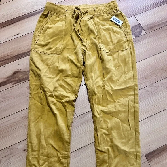 Old Navy Pants - Picture 1 of 7